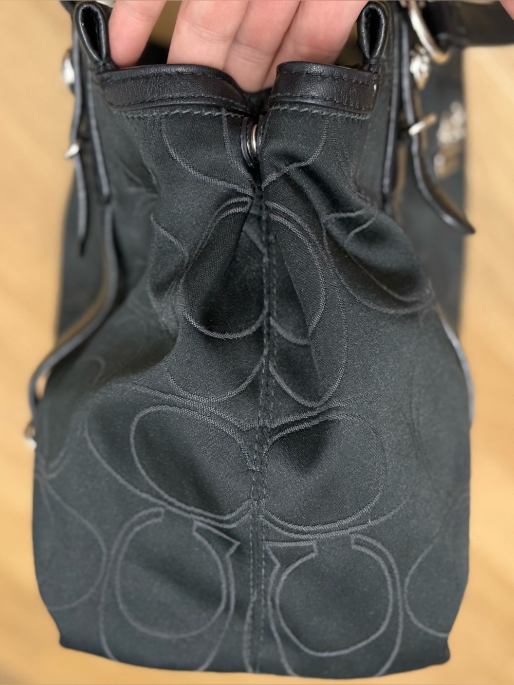 Coach Mia Op Art Signature Carryall Bag/Tote - Picture 7 of 12